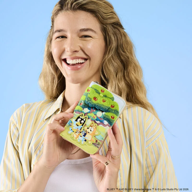 Alternative view of Bluey's Backyard Zip-Around Wallet